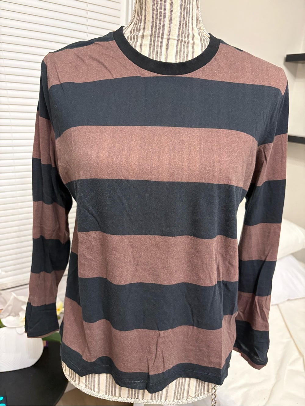 Cynthia Rowley Striped Long Sleeve Tee in Brown and Black sz S cotton